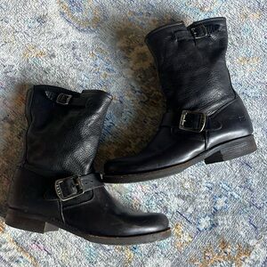 Frye Veronica short pull on moto boots